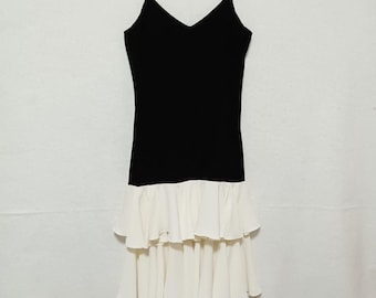 Vintage Judy Caliendo Dress  Women's 9/10 Black Wht Midi Tiered Ruffle Hem 80's