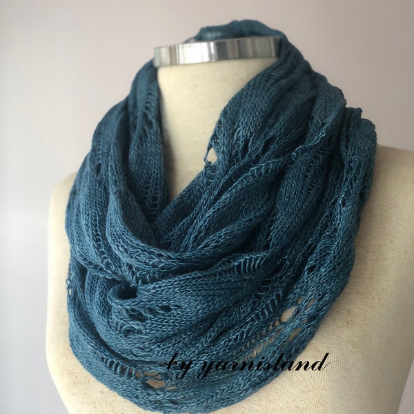 Winter Sale, Knit scarf, infinity scarf, chunky Cowl scarf, winter accessories, denim scarf, cowl scarf, chunky scarf, gift for her