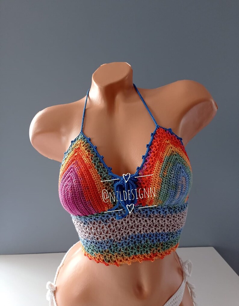 Virkad topp, Festival Crop Top, Festival Bralette, Sommarfärgad topp, Virkad BH, Festivalkläder, Virkad bikini, Damtopp, 2022 bild 2