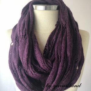 Christmas Sale, Knit scarf, infinity scarf, chunky Cowl scarf, winter accessories, purple scarf, cowl scarf, chunky scarf, gift for her