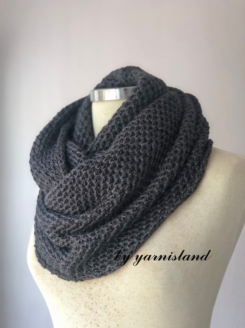 Christmas Sale, Knit scarf, infinity scarf, Cowl scarf, Dark gray scarf, Scarf, Circle scarf, Chunky scarves, Gift for her, Gift for him image 2