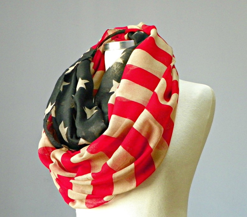 Scarf, US flag scarf, infinity scarf, American flag scarf, vintage us flag scarf, cowl scarf, circle scarf, chunky scarf image 2