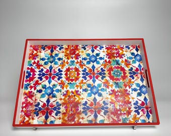 Bandeja de servir de madera hecha a mano, con colorido decoupage geométrico, decoración de cocina llena de energía.