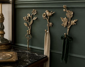 Französischer Vintage-Wandhaken, dekorativer Haken mit Bienen-, Vogel- und Blumenmotiv, antiker goldener Garderobenhaken, Landhausstil-Dekoration, einzigartiges Geschenk
