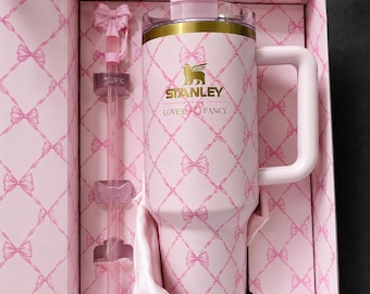 Stanley 1913 x Love Shack Fancy Baby Bow Pink Peppermint 40oz Holiday Quencher