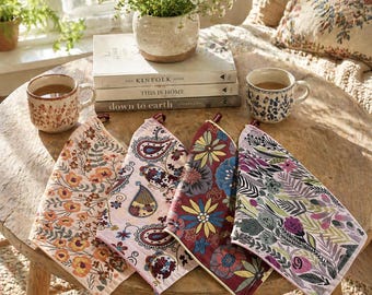 Paños de cocina botánicos bordados