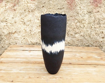 Ceramic vase, black and white organic design