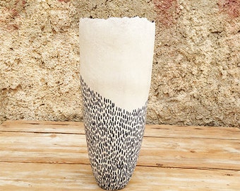 Ceramic vase, black and white organic design