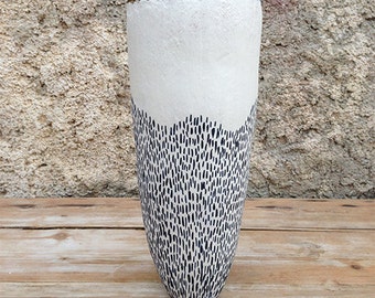 Ceramic vase, black and white lines, organic design