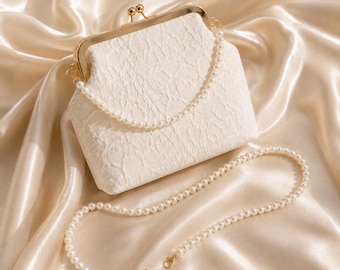 Elegant Faux Clutch Bag, White Evening Purse, Bridal Wedding Handbag, Vintage Kiss Lock Bag