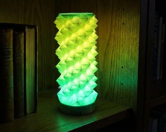 フィボナッチスパイラルナイトスタンドライト、幾何学模様のテーブルランプ、USB電源、高さ7インチ
