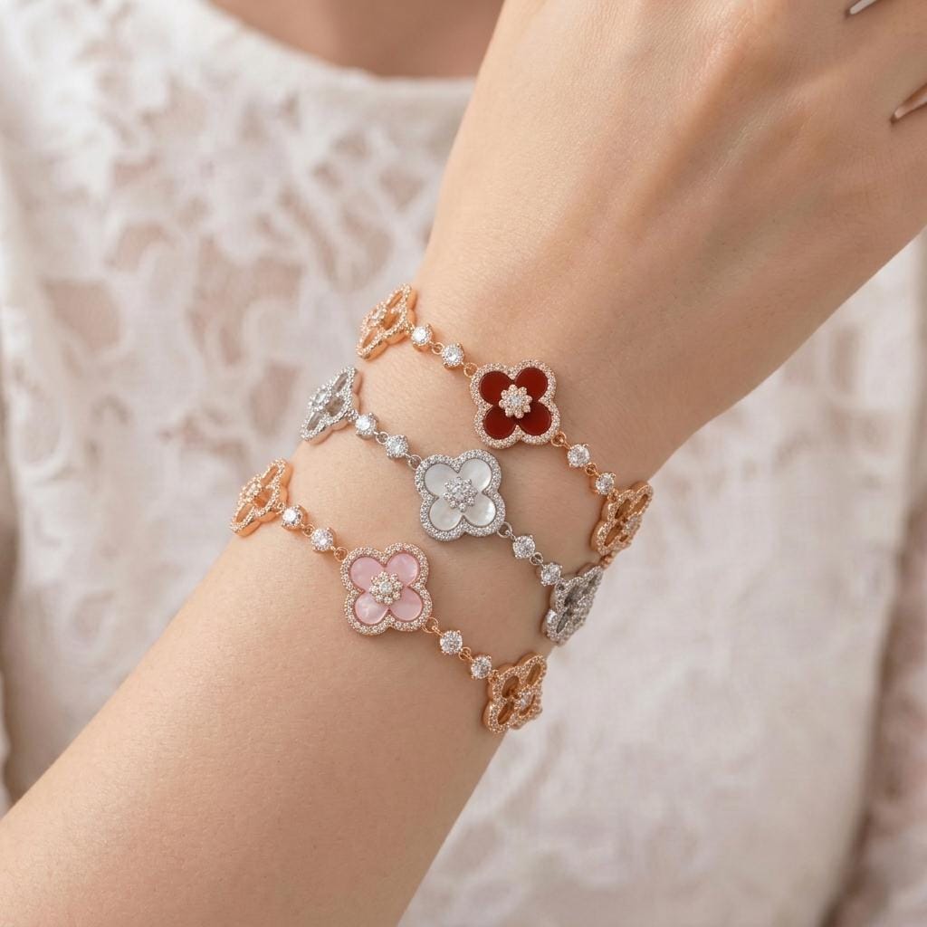 Black clover bracelet - Etsy 日本