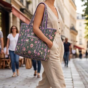 Quilted Tote Bag Sewing Pattern, Large Floral Market Bag PDF, Travel Utility Tote, Shoulder Bag with Outside Pocket, DIY Purse Download