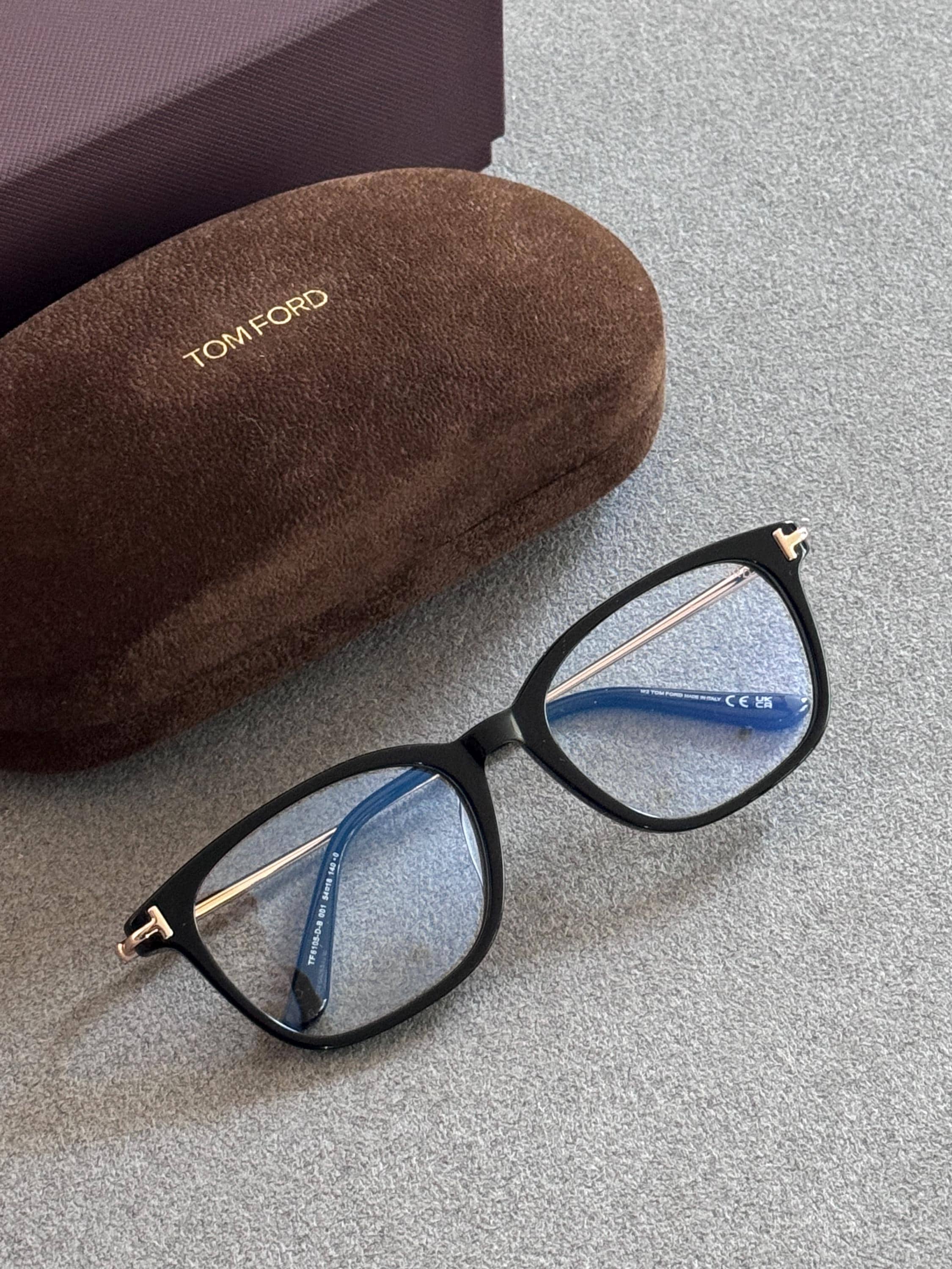 専用ページTOM FORD キャットアイサングラス ブラック 楽天市場】トムフォード キャットアイの通販