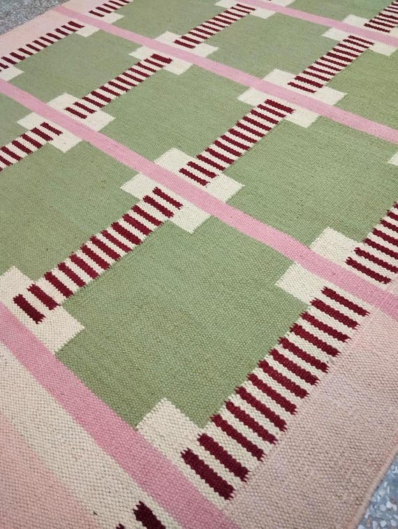 Handwoven Wool Kilim Rug, Scandinavian Geometric Stripe Area Carpet.