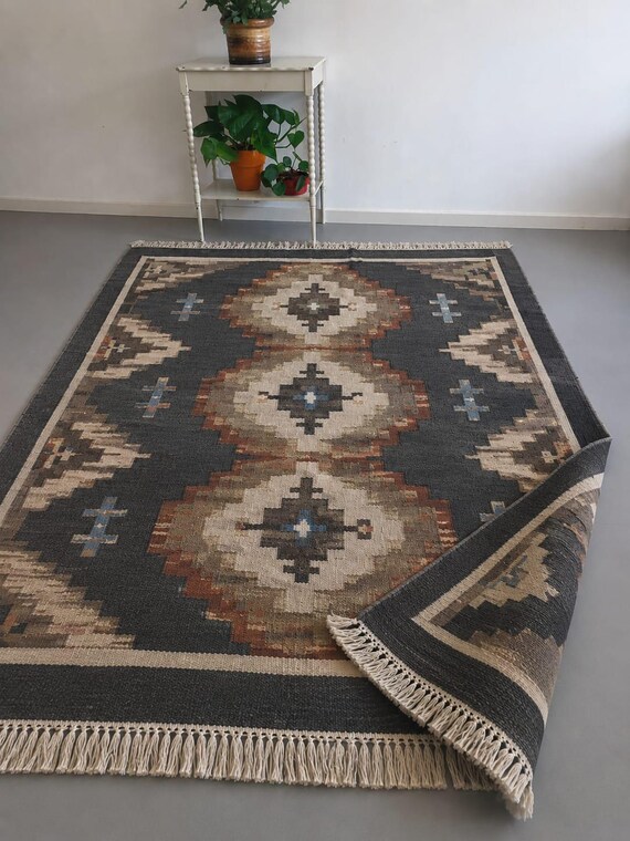 Authentic Kilim Rug – Handwoven Geometric Diamond Design in Earthy Tones