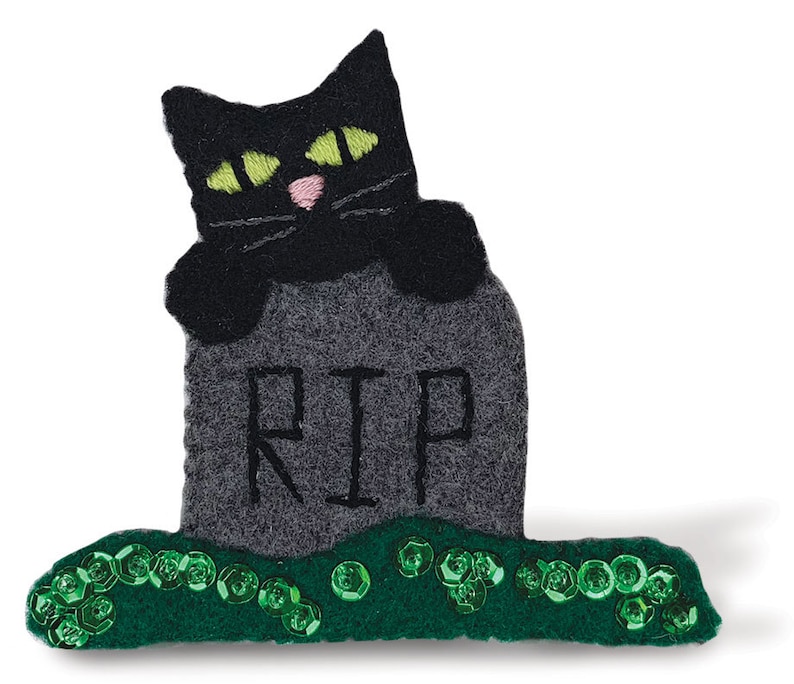 Felt A Rip THE MANTEL SERIES™, Halloween Village From Merrystockings - Etsy