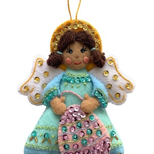 MerryCollectibles | Easter Angel felt ornament kit, DIY, crafts, applique, embellishments