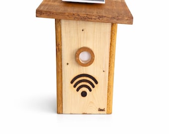 Casetta per uccelli intelligente con telecamera, nido Wi-Fi ad energia solare, casetta in legno fatta a mano per l'osservazione degli uccelli