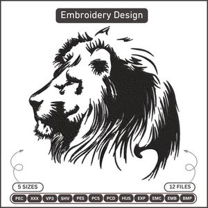 Peut inclure: Motif de broderie noir et blanc d'une tête de lion de profil. L'image comprend le texte "Embroidery Design", "5 SIZES" et "12 FILES", ainsi que des abréviations de types de fichiers.