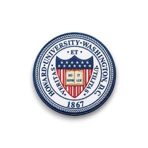 Parche bordado con el escudo de la Universidad de Howard / Logotipo del escudo de 1867 (para planchar o coser) Cierre de velcro