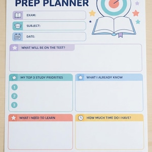 Op de afbeelding: Een wit ADHD Exam Prep Planner blad met blauwe tekst en kleurrijke accenten. Het bevat secties voor examendetails, studieprioriteiten, wat al bekend is, wat geleerd moet worden, tijdbeheer en een vertrouwensschaal van één tot vijf.
