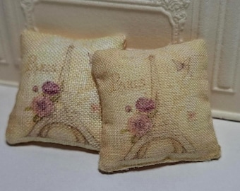 Cushions or pillows for dollhouse miniature 1/12