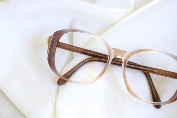 dusty mauve frames
