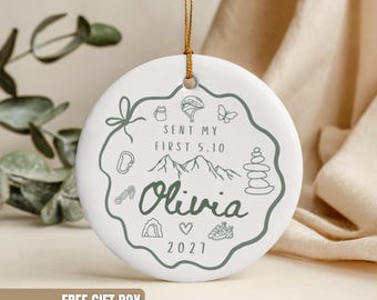 Enfeite de escalada personalizado com nome, frase ou ano, ideal para amantes de escalada em rocha. Lembrança de Natal, troféu de aventura e primeira ascensão.