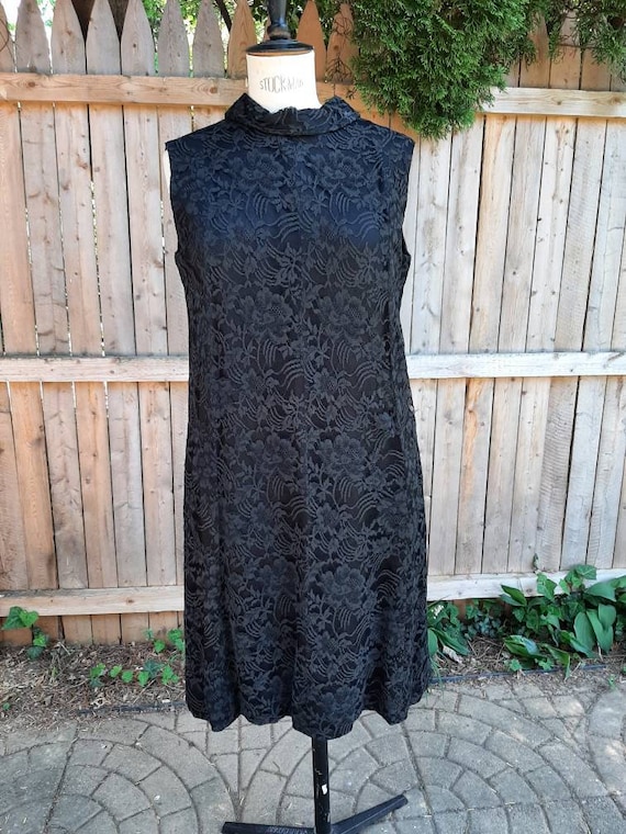 Vintage Handmade 1960s Lace Dress Zip Up Back L