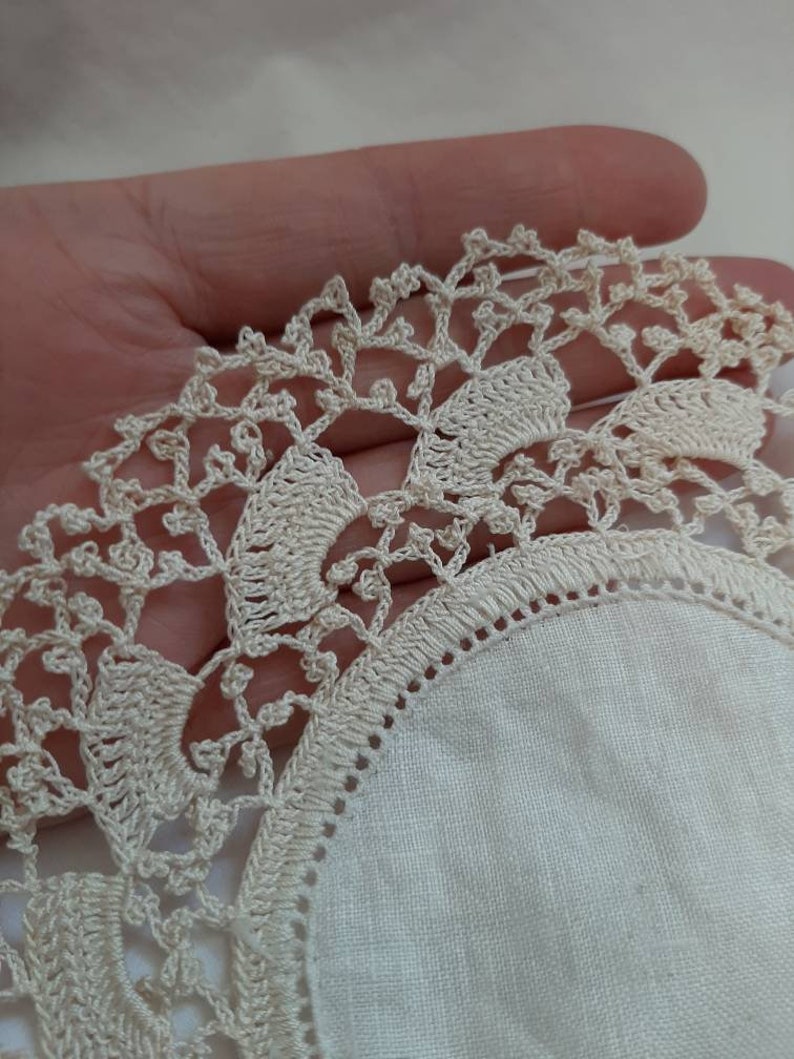 Vintage Round Doily Antique White