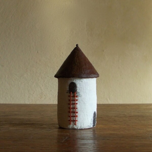 Little House no.3 -- Rope-ladder