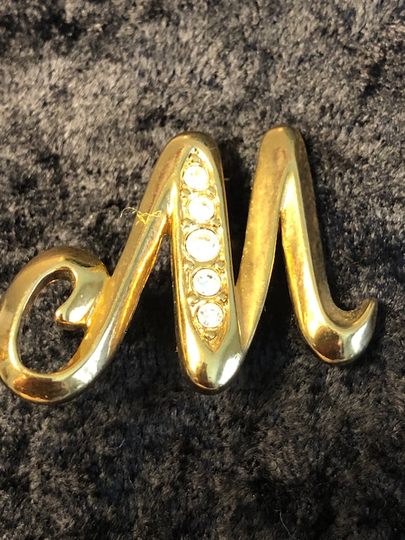 Vintage Initial M Rhinestone Gold Tone Avon Pin Br