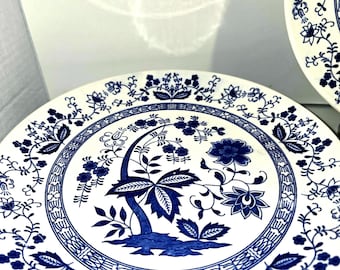 Vajilla Blue Orion, fabricada en Japón. Juego de 6 platos llanos, 6 platos de pan y mantequilla y 6 cuencos.