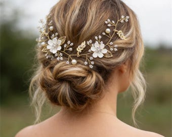 Elegante tocado nupcial floral con perlas y hojas doradas – Accesorio para el cabello de boda, corona floral hecha a mano, tocado nupcial de inspiración vintage