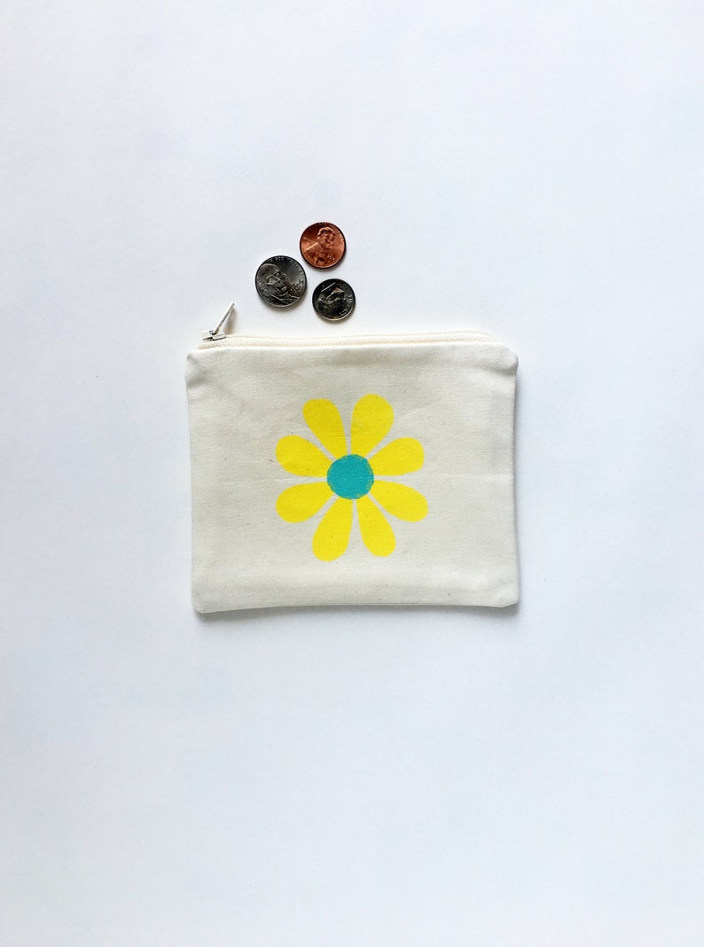 Zipper Pouch Cute Gifts for Girls Girls Gift Ideas for 10 Year Olds Kids Wallet Retro Daisy Coin Purse Small Purse Kids Birthday Gift