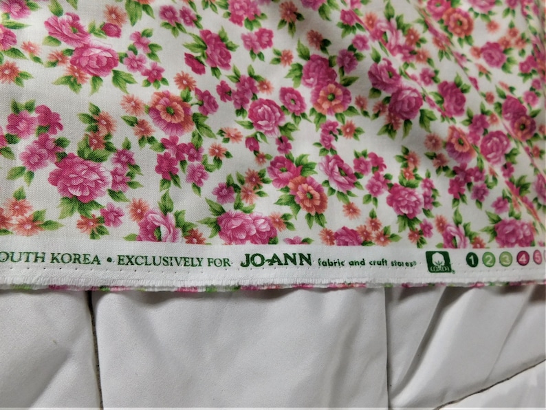 sold per yard. Simply gorgeous cotton fabric pink roses buttercream designed in Ohio 44 x 104 2.8 yards new old stick jo ann fabrics