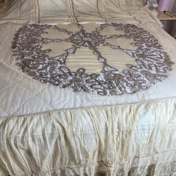 Antique German Art Nouveau Ecru lace Bed cover w long pillow case Tambour Heirloom Duvet Arnstein Kunsterwerld Wien Shubergasset Queen