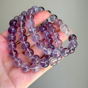 Natural Ombre Amethyst Bracelet, 9mm Gradient Purple Quartz Beads, Smooth Round Sphere, 7 Inch Minimalist Elastic Stretch Wristband
