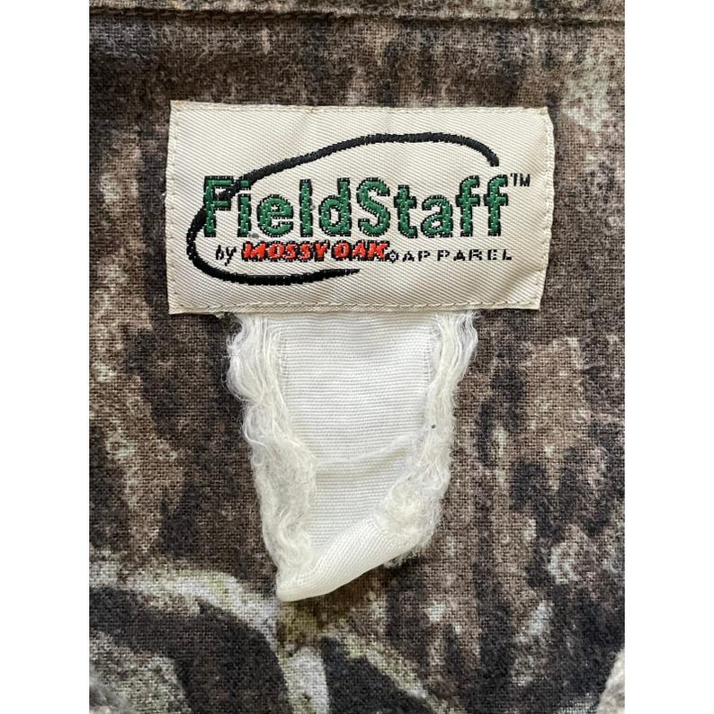Camisa de franela grande para hombre FieldStaff de los 90, estampado de camuflaje Mossy Oak Breakup, manga larga, estilo Y2K. imagen 2