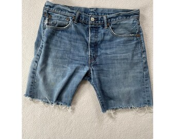 リーバイス メンズ 32 ショーツ ブルー 501 ビッグE コーン デニム カットオフ サンプルガーメント