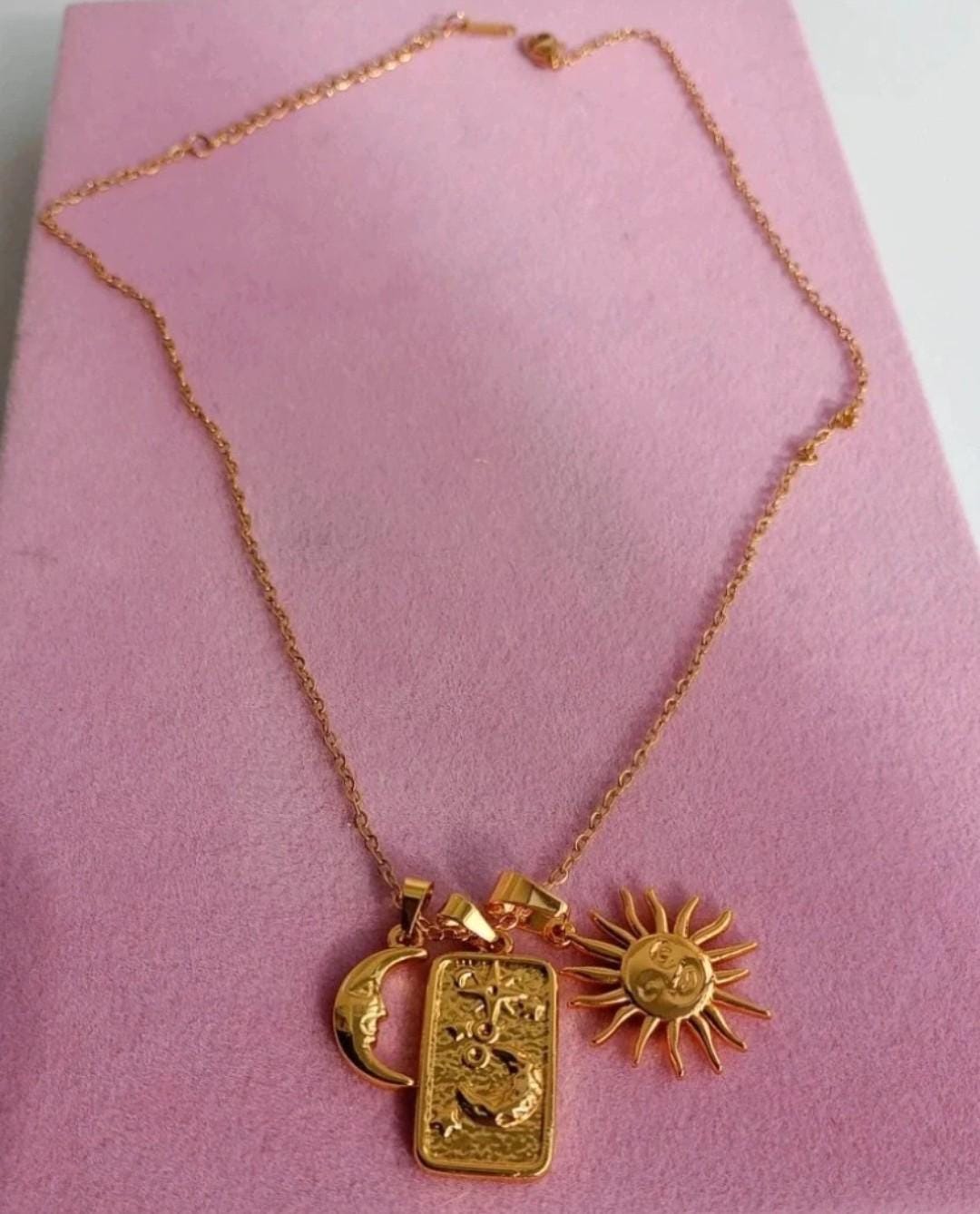 Collana Bacio Sole E Luna In Lega Di Zinco, Colore Argento, Con Chiusura A Moschettone, Lunghezza 23.5 Pollici, Gioiello Dell'amore