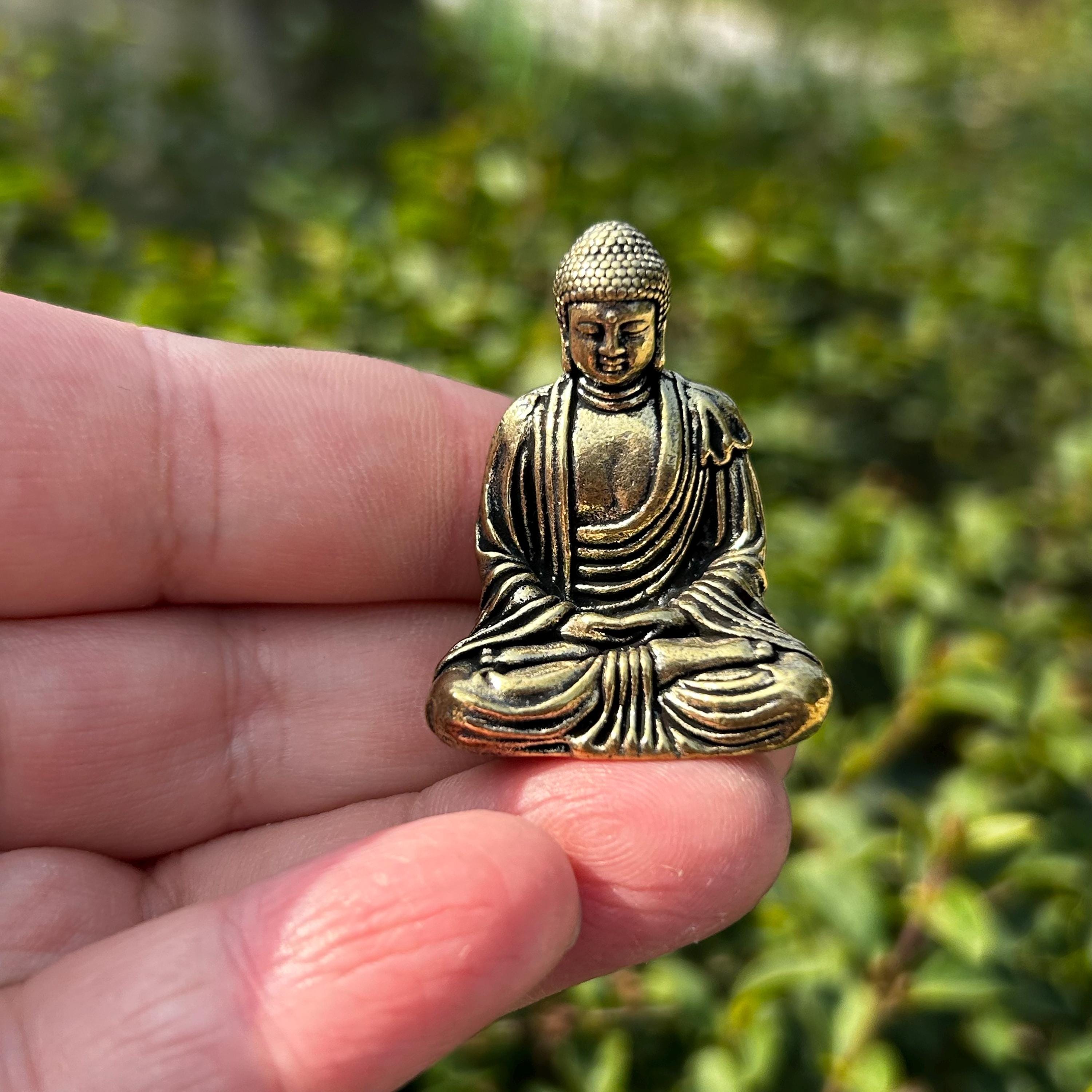 仏陀 真鍮像 真鍮の釈迦牟尼像 - Etsy 日本