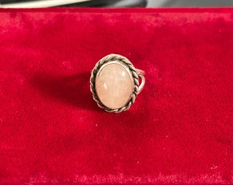 Vintage Sterling Silver Rose Quartz Cabochon Ring Rope Bezel Size 7