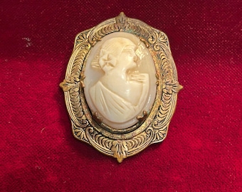 Antique Shell Cameo Brooch Praying Lady Brass Frame 1920s Victorian