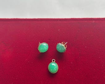 Vintage Green Chrysoprase Cabochon Stud Earrings Pendant Set Gold Tone Apple Green