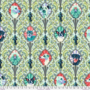 Besties by Tula Pink - *Puppy Dog Eyes - Metallic - Bluebell - PWTP213.BLUEBELL 125