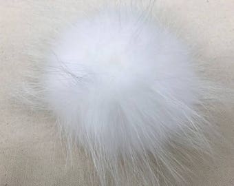 Snap on Raccoon XL Pom Pom 15 cm by Big Bad Wool - White