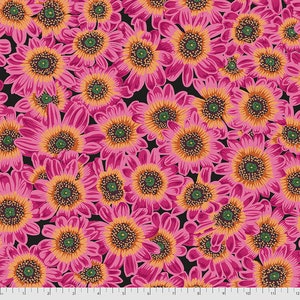Kaffe Fassett Collective - Philip Jacobs - August 2021 - Lucy - Magenta - PWPJ112.MAGENTA 125