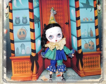 Blythe  ~ Vintage Circus ~ Twisty Clown Costume  4 Piece ~ By KarynRuby